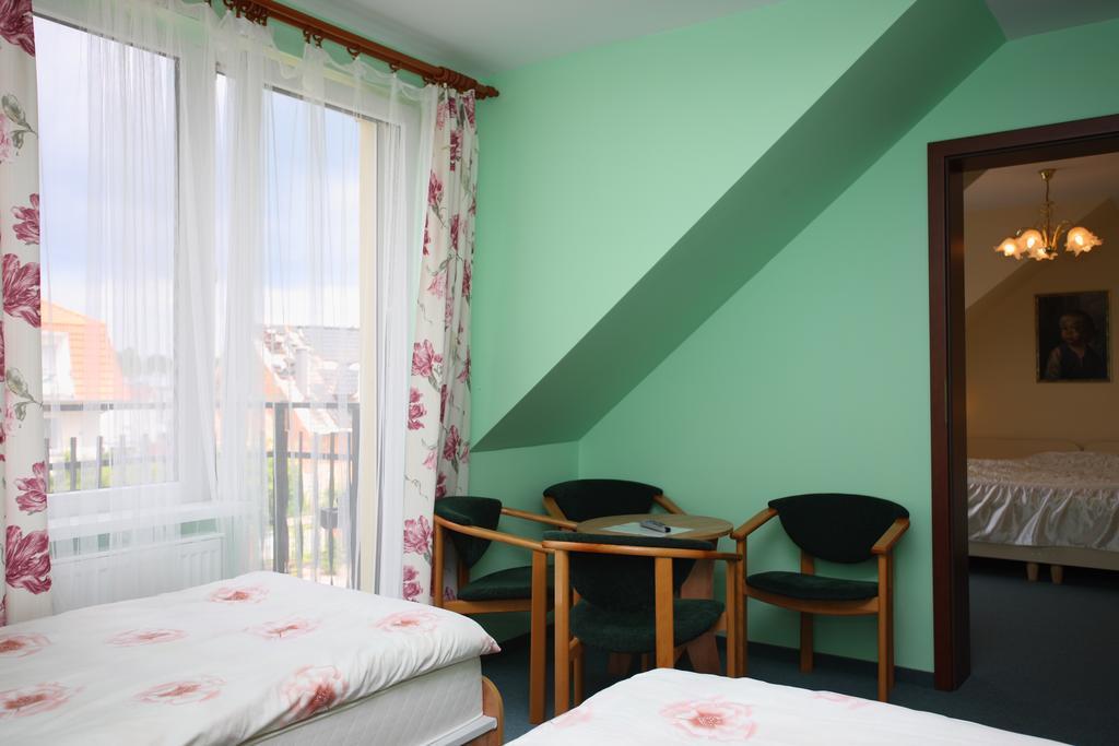 Hotel Osrodek Wczasowy Marysia Niechorze Exterior foto